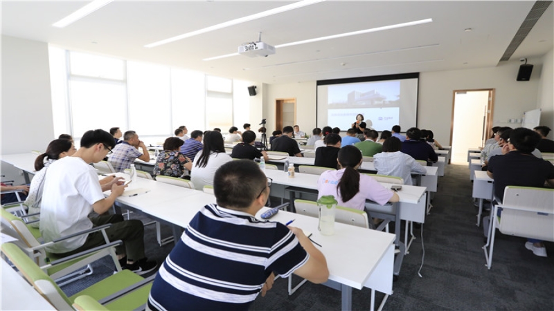 CMEC投融資總部在中機(jī)國(guó)際開展專題講座和業(yè)務(wù)交流
