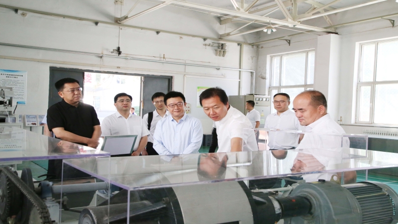 中機(jī)國際黨委書記、總經(jīng)理陳蕃 前往中國農(nóng)機(jī)院呼和浩特分院開展業(yè)務(wù)交流